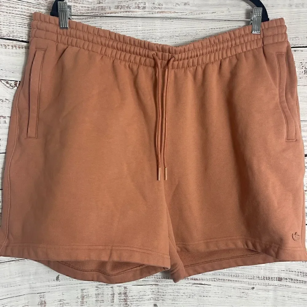Adidas originals  Shorts Mens size 2XL fleece Logo‎ drawstring Sports